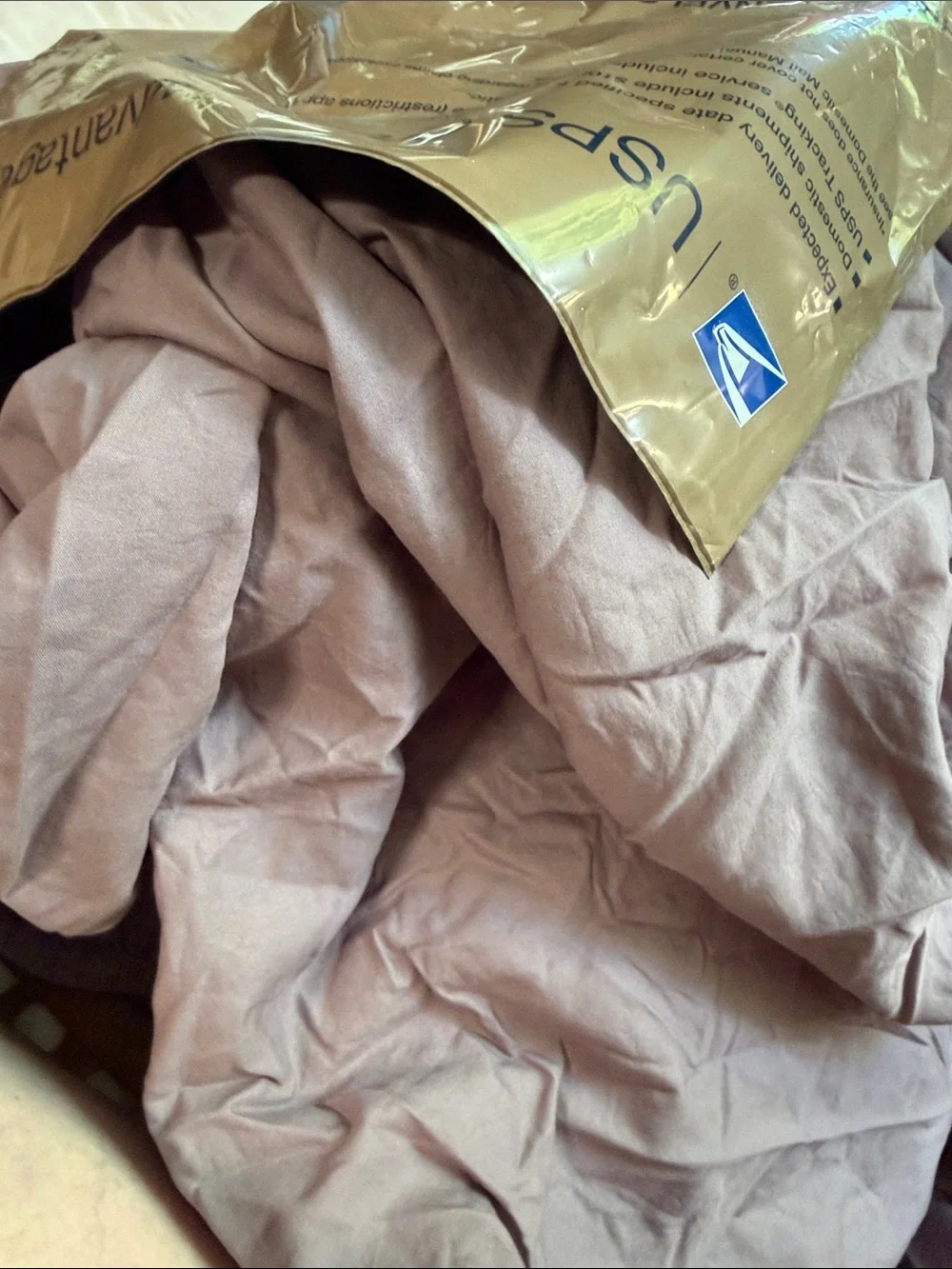 $299 king size as is boll & branch Signature Hemmed Sheet Set — purple plum